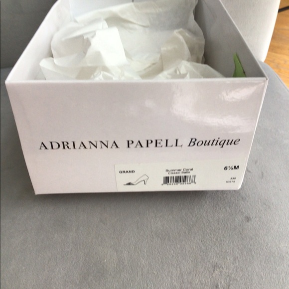 Coral Adrianna Papell Heels! 👠 - Picture 9 of 9